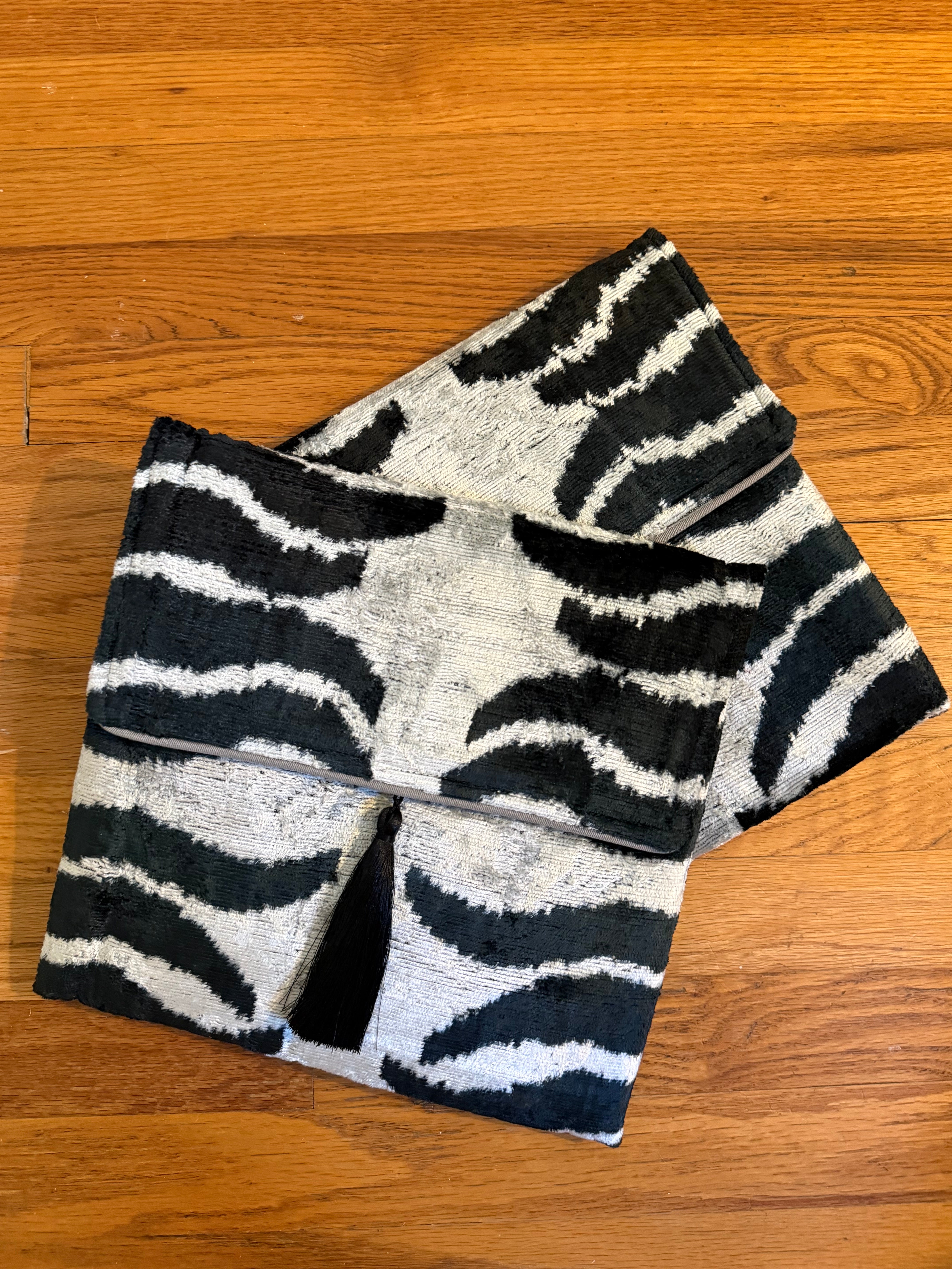 The Freida Clutch Project Bag