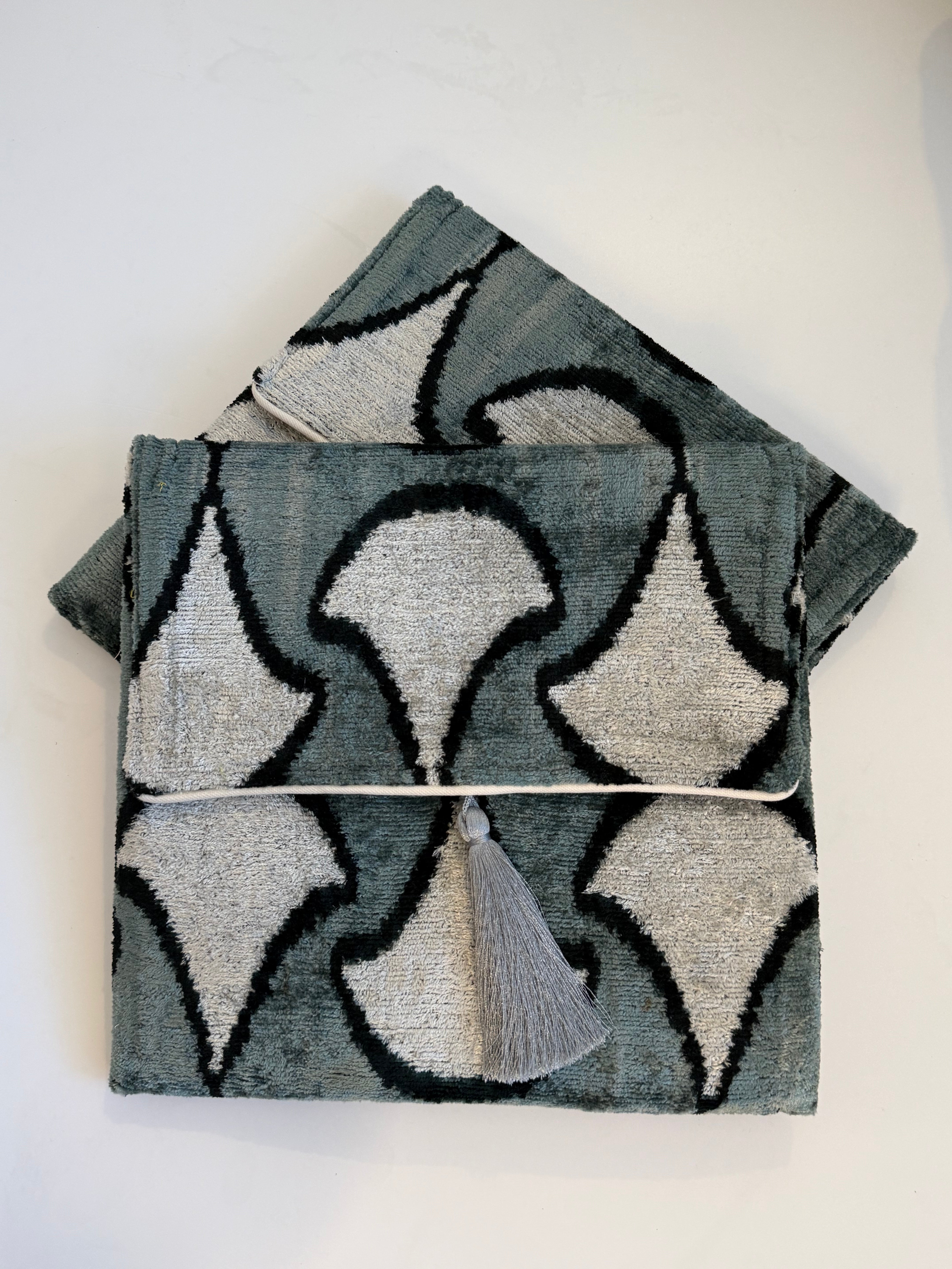 The Jean Clutch Project Bag
